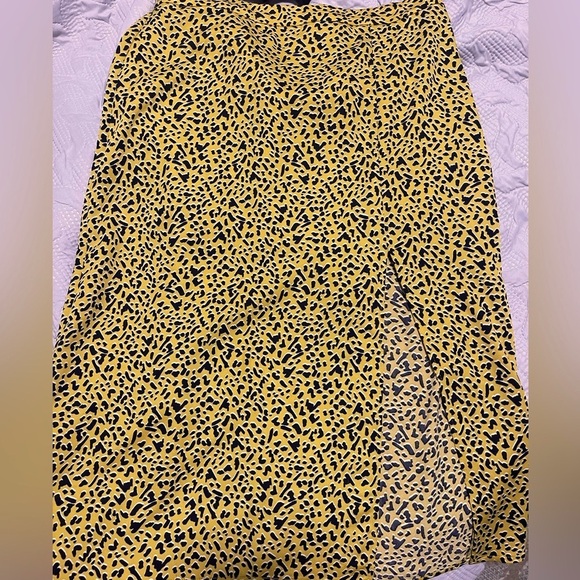 BCBGeneration Women's Front Slit Maxi Skirt - Picture 8 of 8